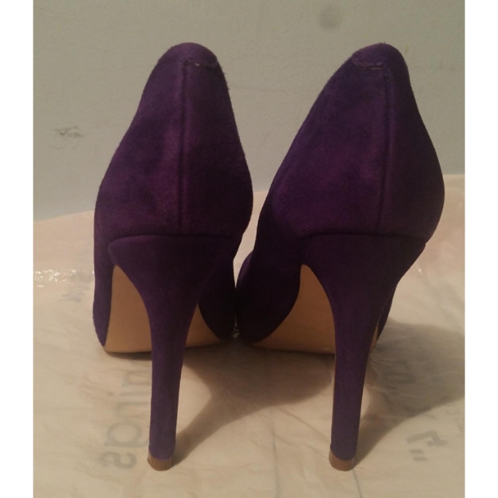Steve Madden Plum Suede Pumps Size 6.5 - Picture 6 of 8